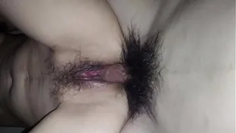 Hairy pussy gets pounded until the ????